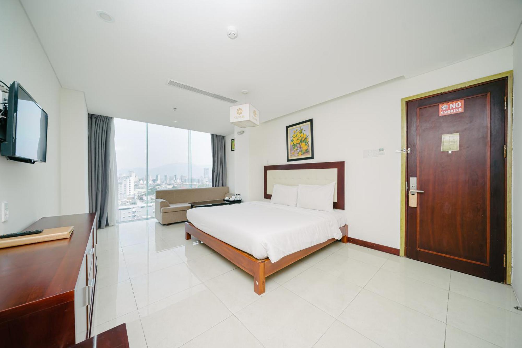 Gemma Hotel & Apartment Near Dragon Bridge Danang Exterior photo