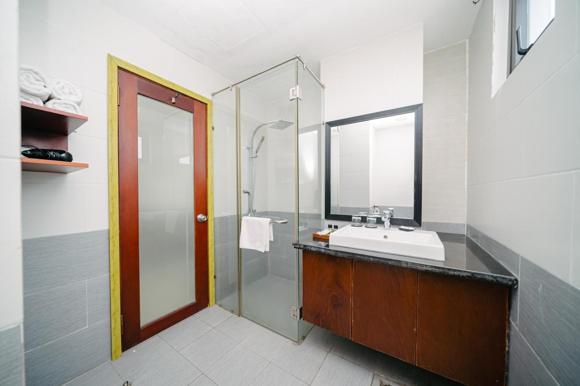 Gemma Hotel & Apartment Near Dragon Bridge Danang Room photo