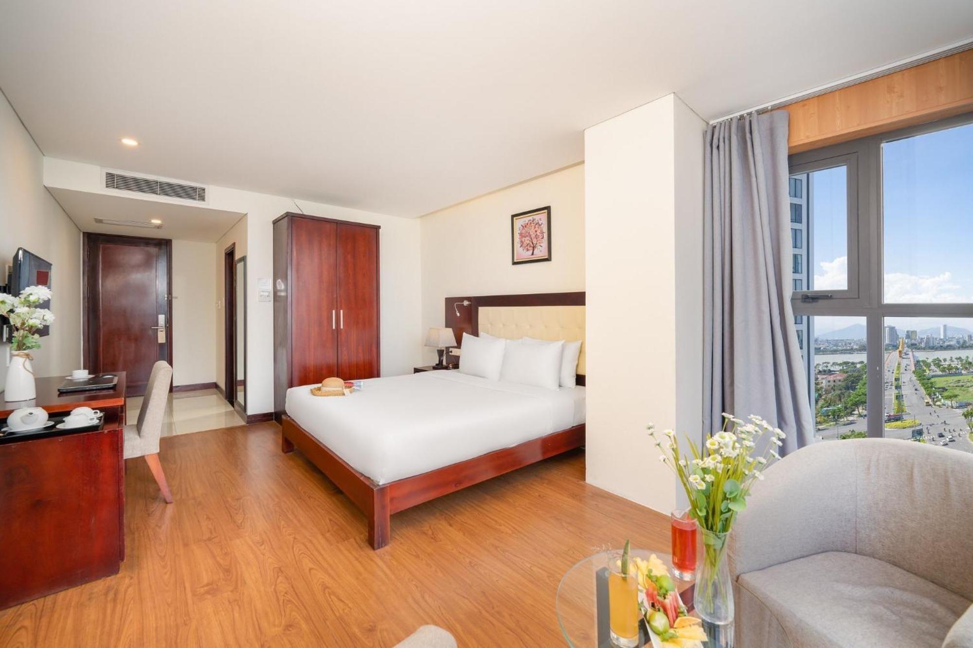 Gemma Hotel & Apartment Near Dragon Bridge Danang Exterior photo