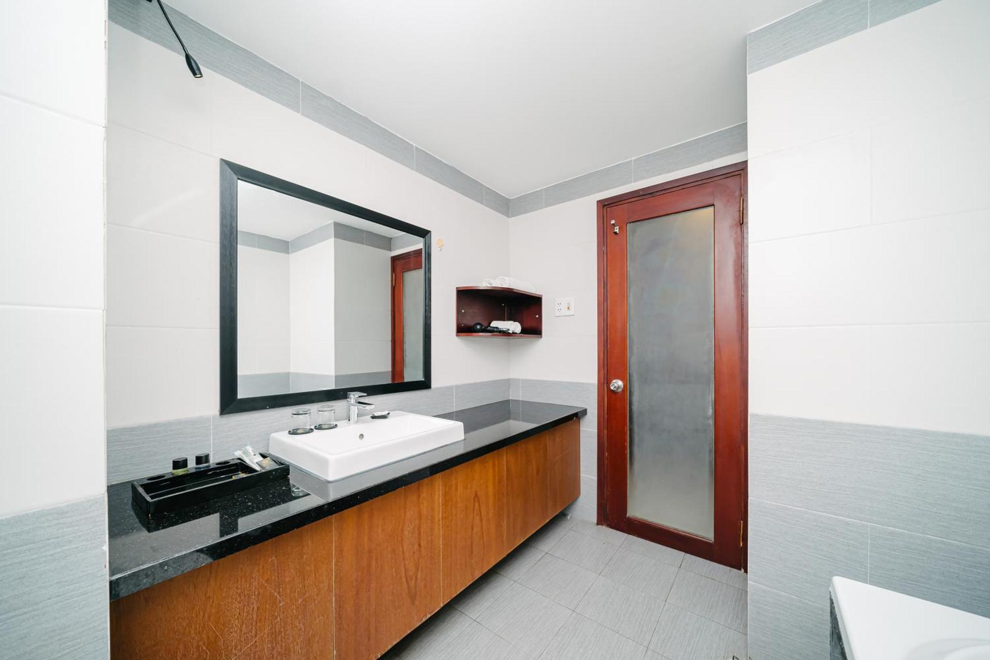 Gemma Hotel & Apartment Near Dragon Bridge Danang Room photo